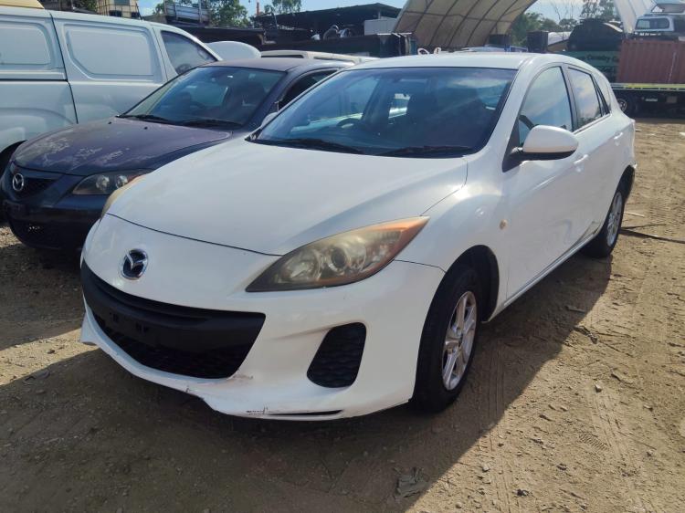 2013 Mazda 3 — Mazda 3 2013