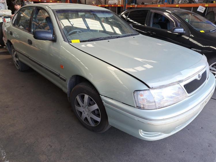 2000 Toyota Avalon — MCX10R Auto Petrol
