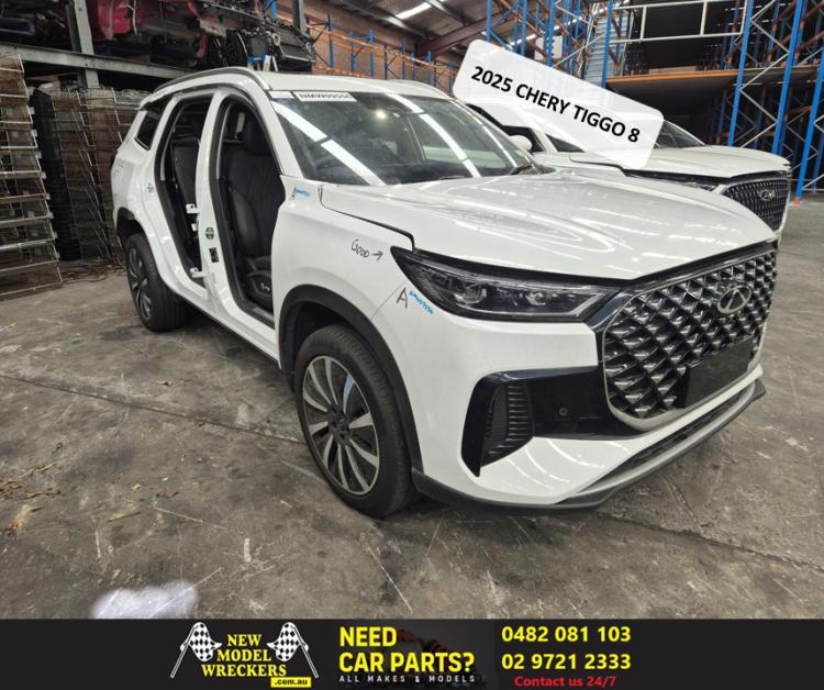 2025 Chery Tiggo 8 — 1.5T/150KW PHEV AUTO 1SPD CVT FWD HYBRID ULTIMATE Auto Hybrid