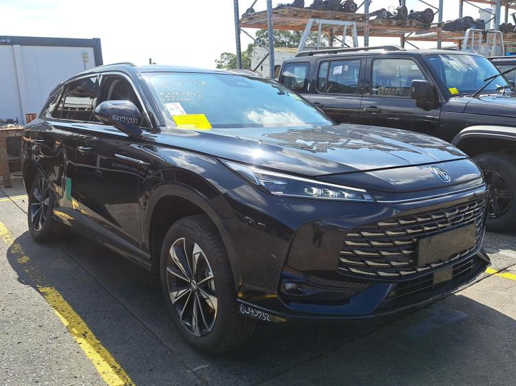 2025 MG Hs — Auto Petrol