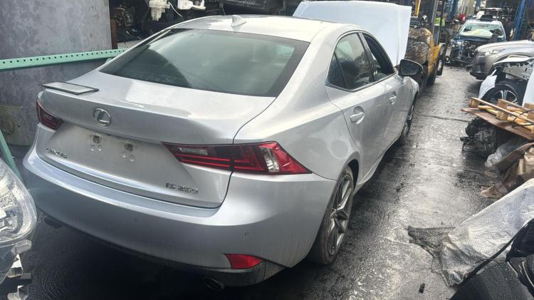 2013 Lexus IS250 — Auto Petrol