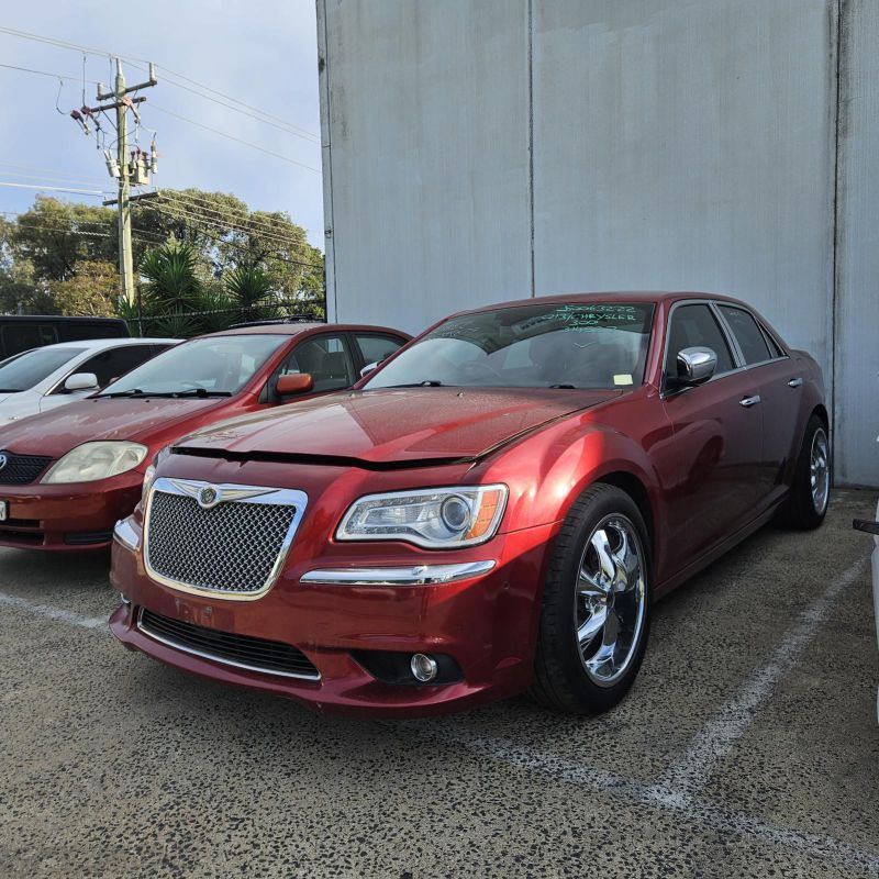 2013 Chrysler 300C — Auto Petrol