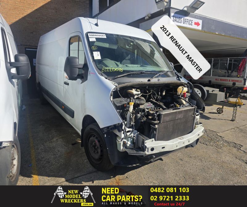 2013 Renault Master — VAN 2.3DT MAN 6SPD FWD X62 LWB MID ROOF Manual Diesel