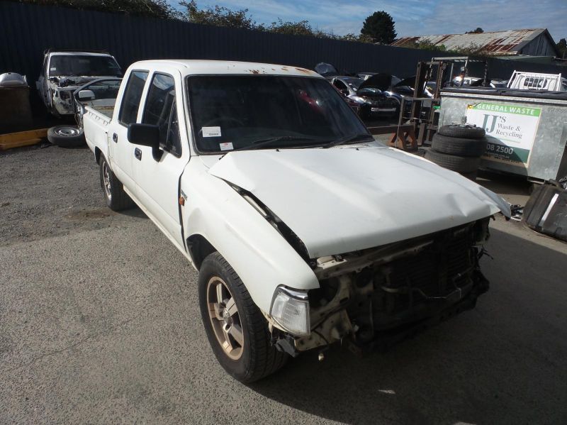 1993 Toyota Hilux — 22R Manual Petrol