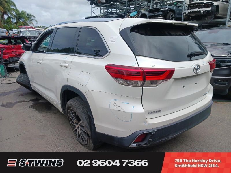 2017 Toyota Kluger — GSU50/GSU55 Auto Petrol