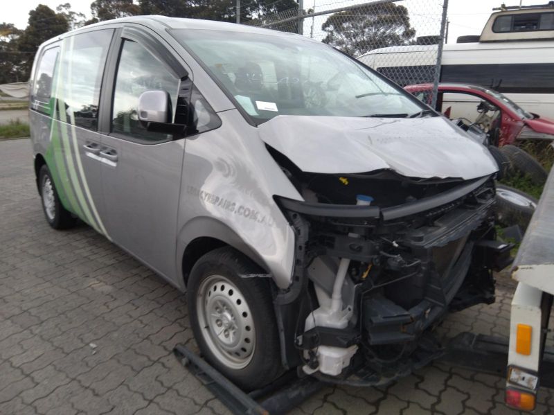 2023 Hyundai Staria — US4 Auto Petrol