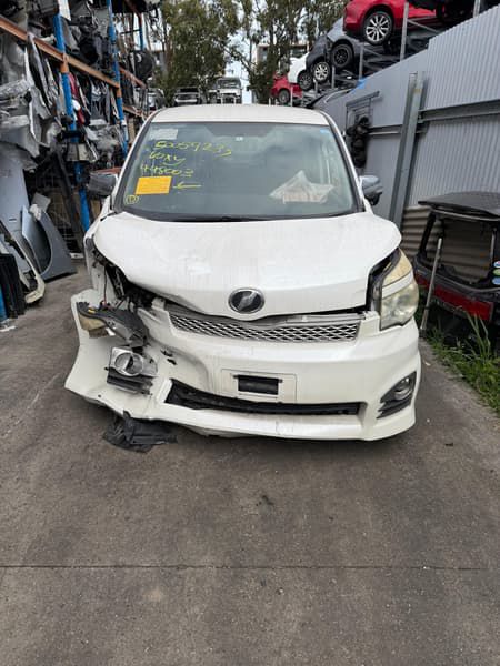 2011 Toyota — R70 Auto Petrol