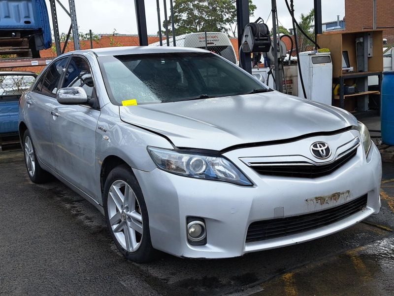 2011 Toyota Camry — AHV40R Auto Hybrid