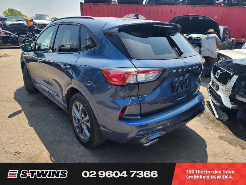 2021 Ford Escape — ZH Auto Petrol