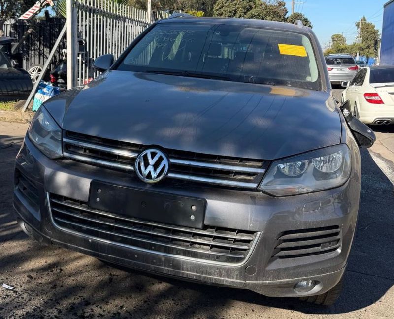 2012 Volkswagen Toureg — Auto Petrol