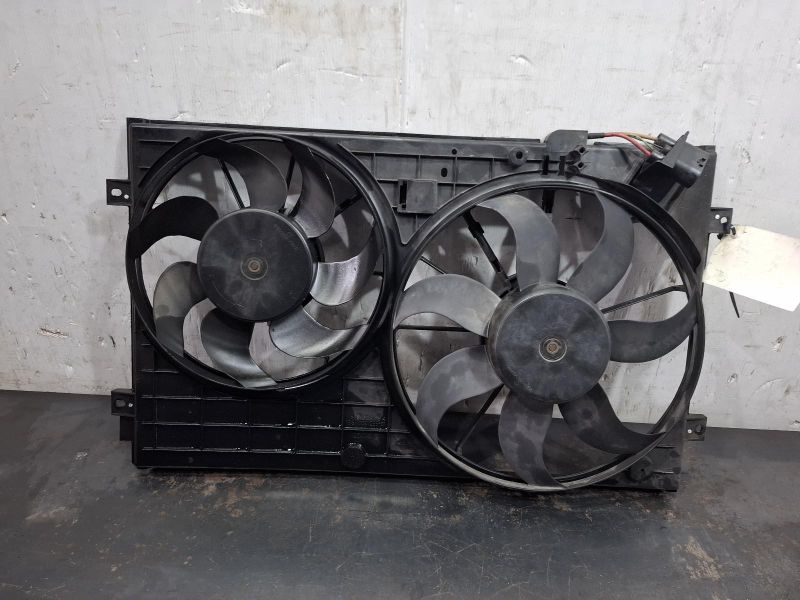 2010 Volkswagen Golf — DUAL FAN ASSY