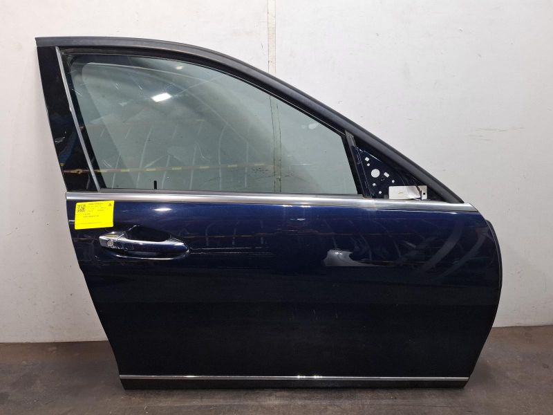 2011 Mercedes Benz C Class — Right Front Door