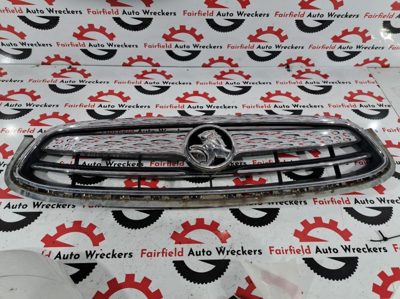 2011 Holden Captiva — RADIATOR GRILLE