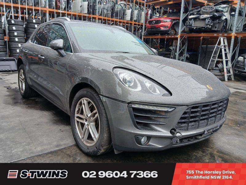 2016 Porsche Macan — 95B Auto Petrol