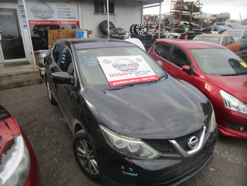 2016 Nissan Qashqai — J11 Auto Petrol