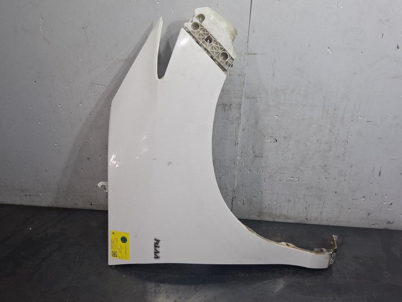 2007 Toyota Tarago — Right Guard