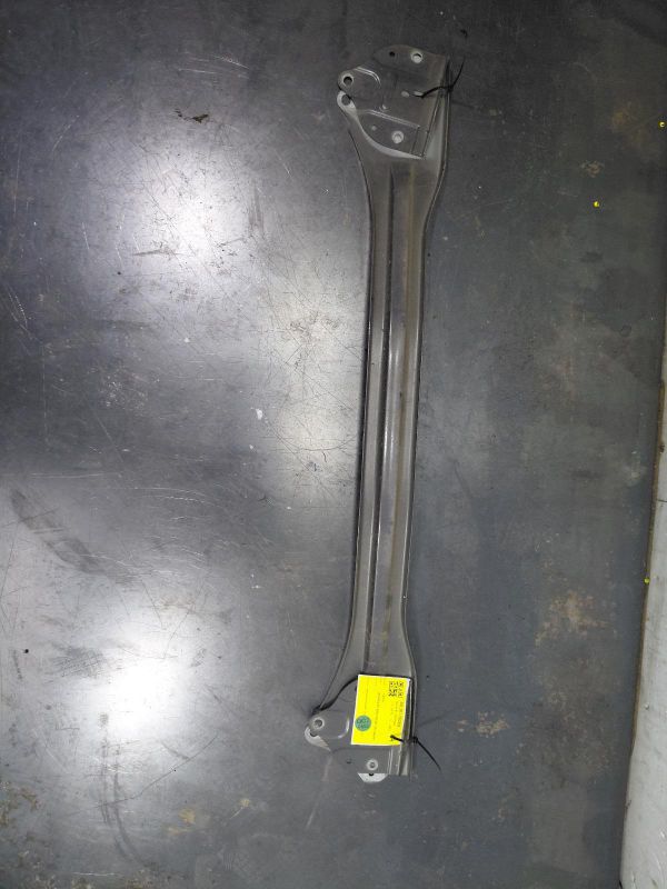 2013 Toyota Yaris — MAIN REINFORCEMENT