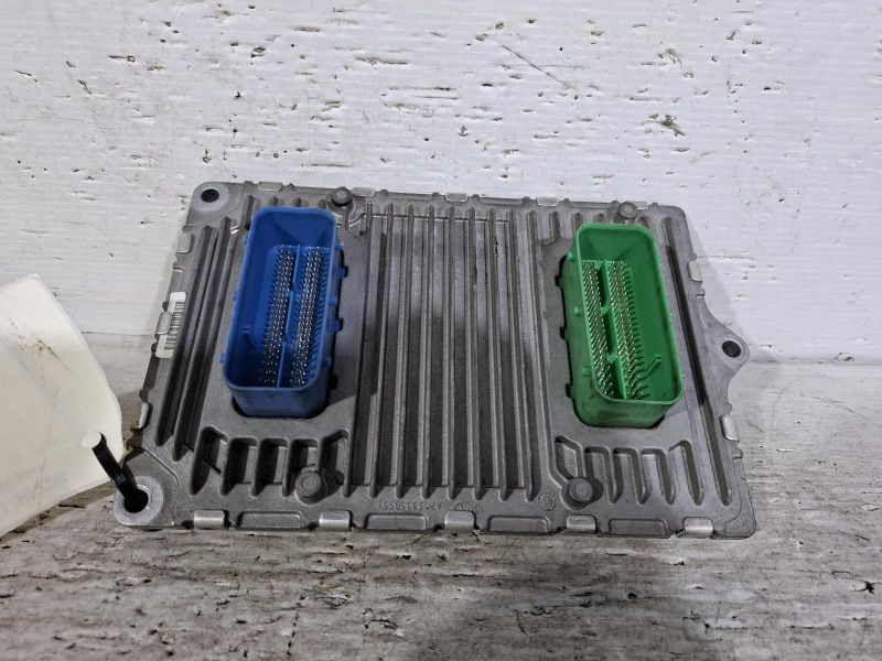 2015 Jeep Cherokee — ENGINE ECU PETROL ECU ONLY