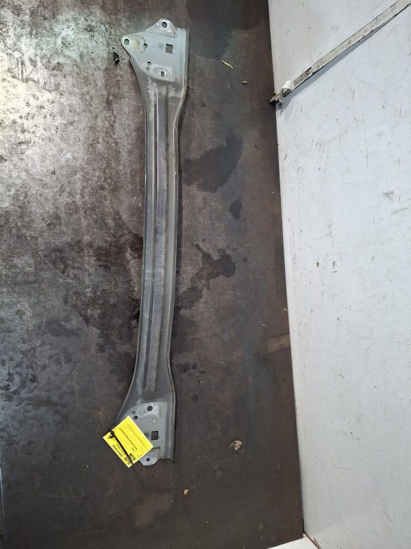 2014 Toyota Yaris — MAIN REINFORCEMENT HATCH