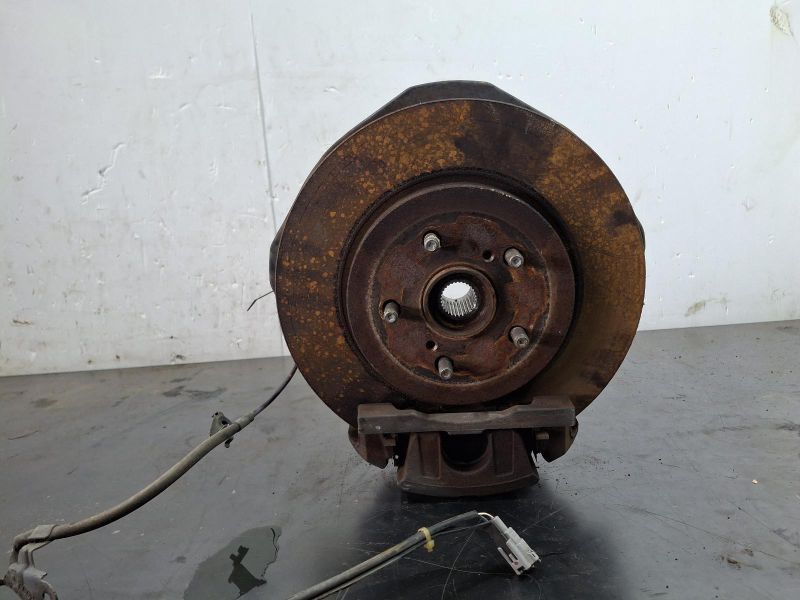 2008 Lexus Rx350 — Left Front Hub Assembly