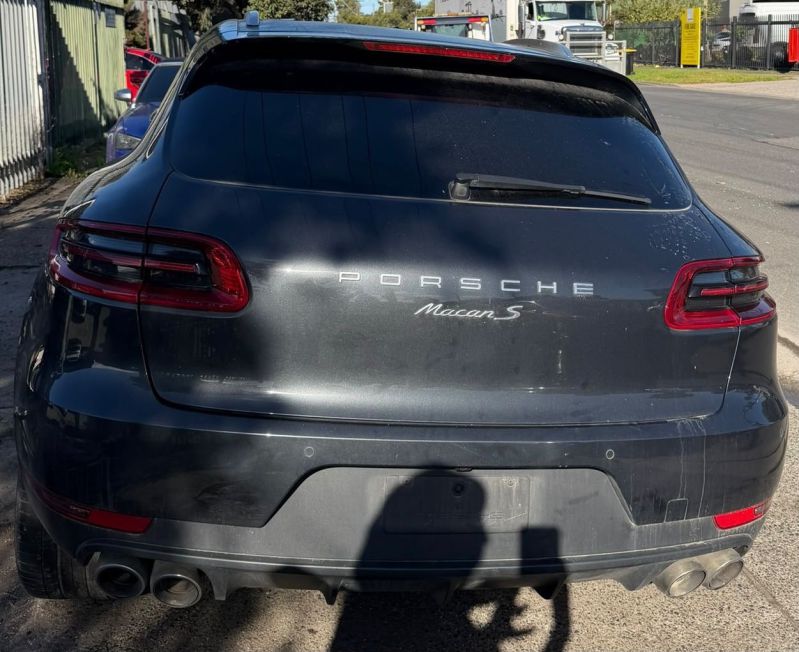 2017 Porsche Macan — Auto Petrol