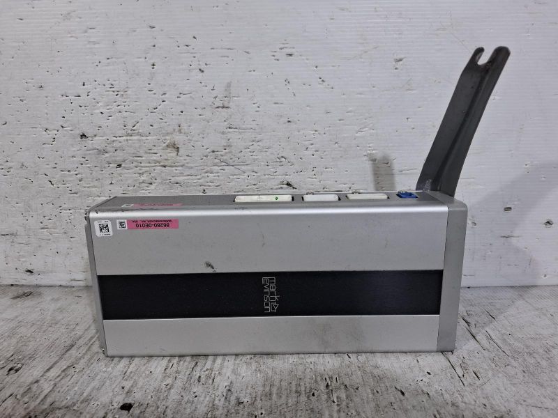2006 Lexus Rx350 — AMPLIFIER