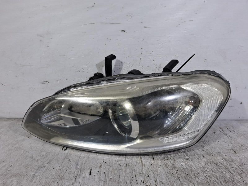 2015 Mazda Cx60 — XENON TYPE LENS FADED