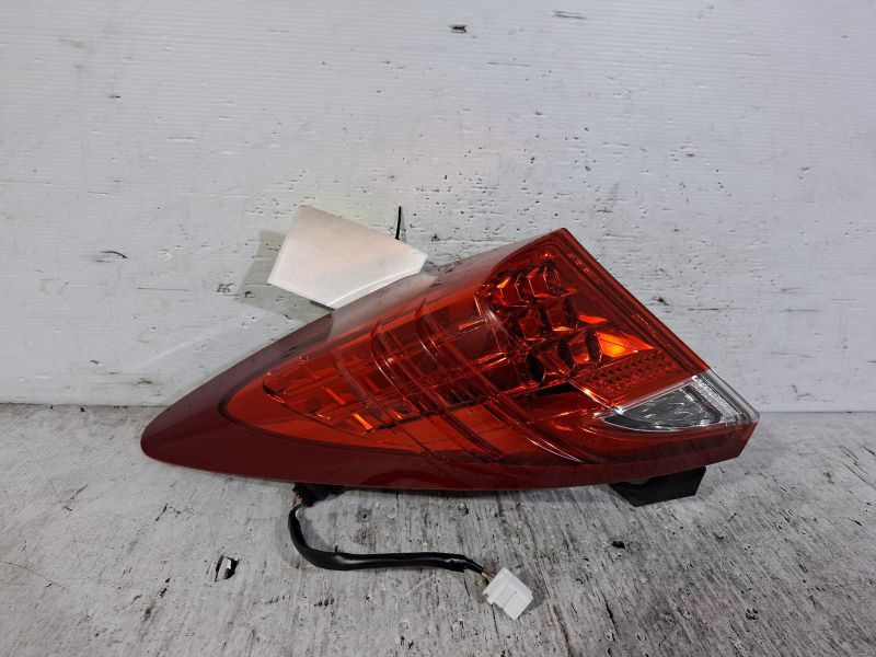 2013 Honda Civic — Left Taillight