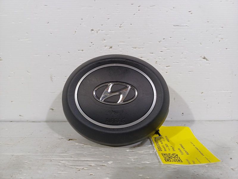 2023 Hyundai Tucson — STEERING WHEEL