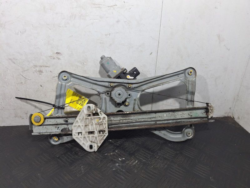 2008 Honda Civic — Right Front Window REG/MOTOR