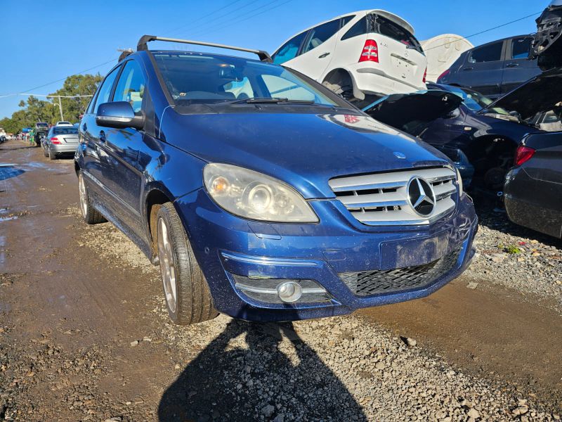 2010 Mercedes Benz B200 — Mercedes Benz B200 2010