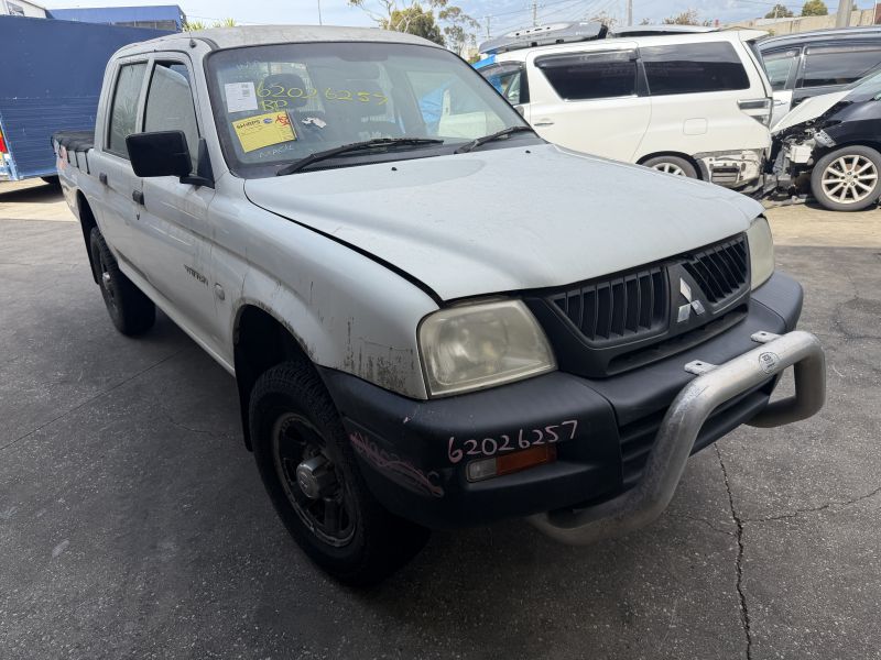 2003 Mitsubishi Triton — MK TRITON Manual Petrol