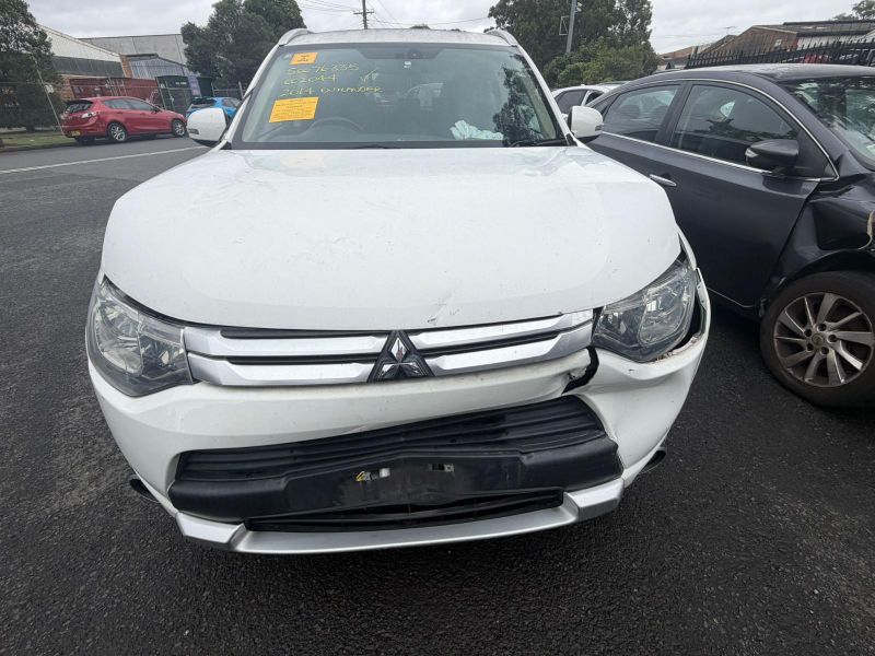 2013 Mitsubishi Outlander — Auto Diesel