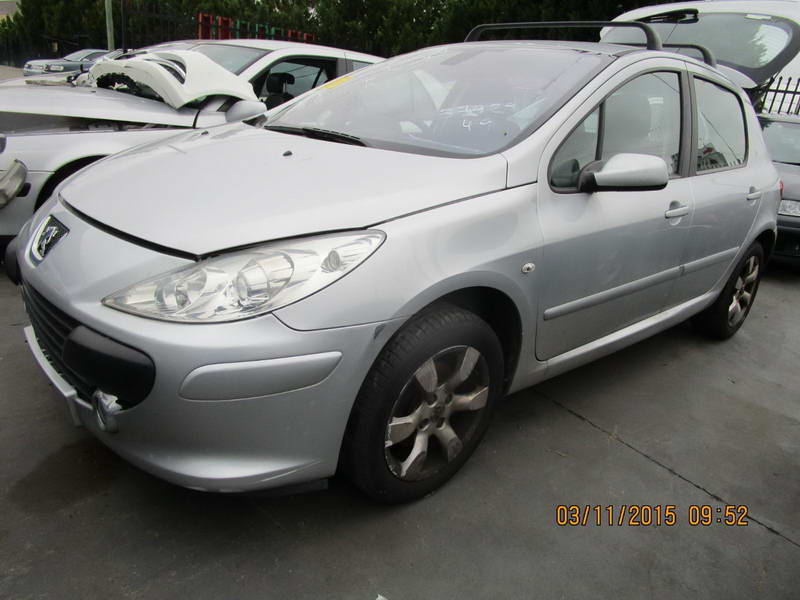 2006 Peugeot 307 — 2.0L RFJ Tiptronic Gas Petrol
