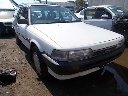 1988 Toyota Camry — Auto