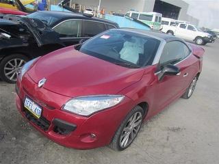 2013 Renault Megane Iii — 2.0L M4R Tiptronic Gas Petrol