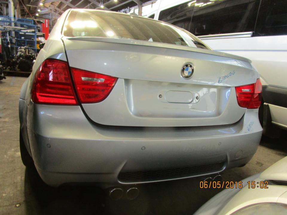 2009 BMW E90 M3 — 4.0L S65 Tiptronic Gas Petrol