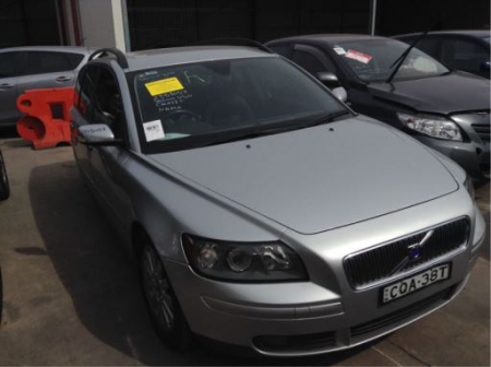 2004 Volvo V70 — 2.4L B5244S4 Auto Gas/Petrol