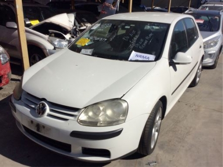 2004 Volkswagen Golf — 2.0L BLX Manual Gas/Petrol