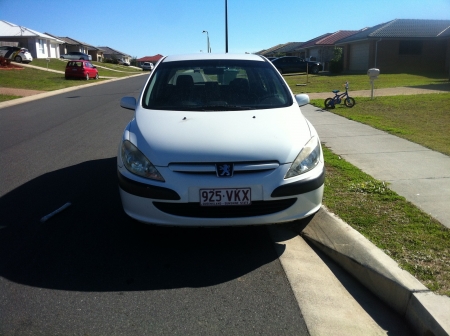 2003 Peugeot 307 — HATCHBACK Manual Gas/Petrol