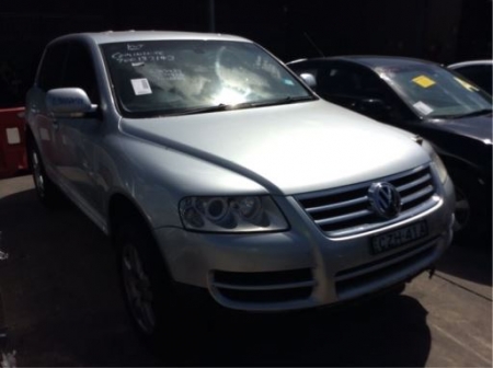 2003 Volkswagen Touareg — 7L Auto Gas/Petrol