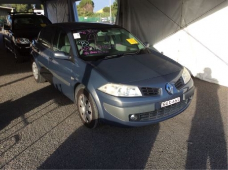 2008 Renault Megane — II Manual Gas/Petrol
