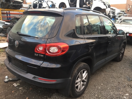 2009 Volkswagen — 5N EARLY Auto Diesel