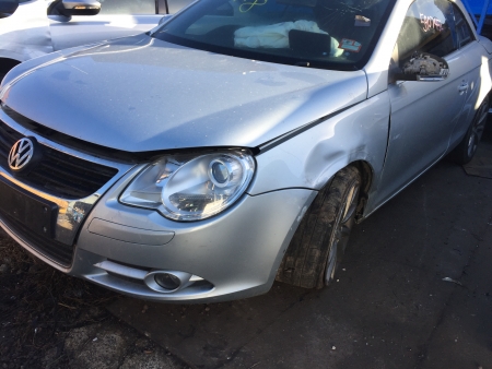 2007 Volkswagen — EOS Auto Gas/Petrol