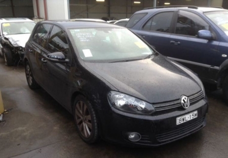 2009 Volkswagen Golf — 6 Manual Gas/Petrol