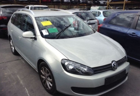 Golf Volkswagen — 6 Auto Diesel