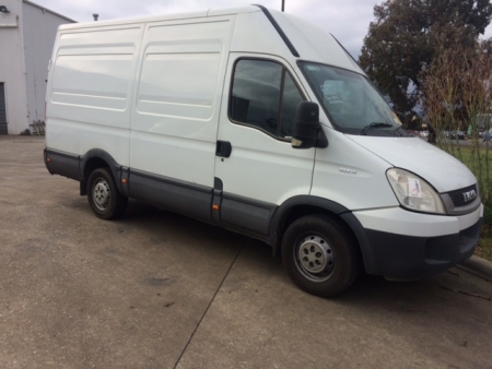 2010 Iveco Daily 2.3LTR 35S H/R — 35S14