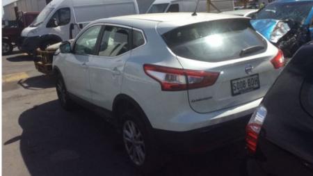 2015 Nissan Qashqai — J11