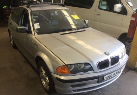 2001 BMW 318I — E46 Auto