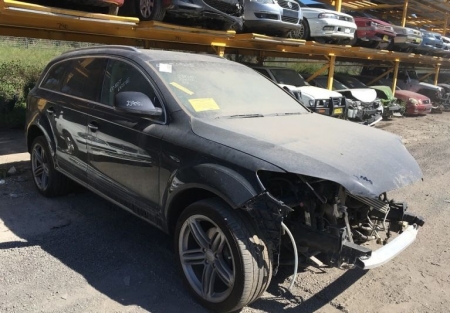 2015 Audi Q7 — 4L Auto Diesel